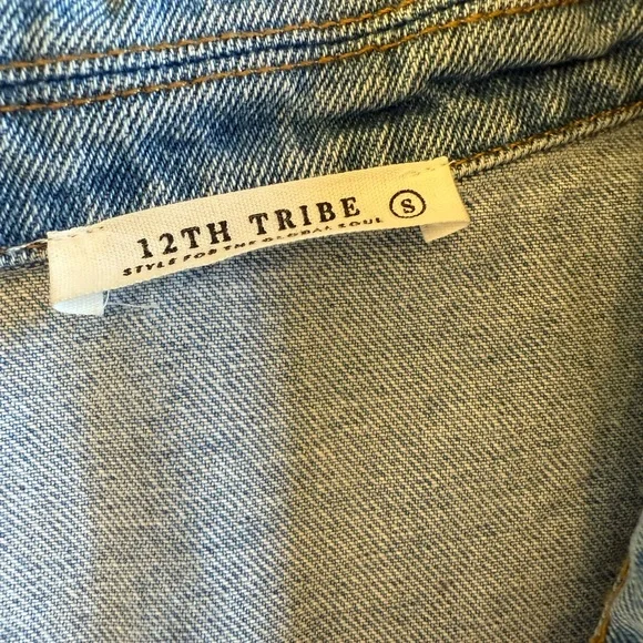 12th Tribe Cropped Denim Jacket - Picture 4 of 7